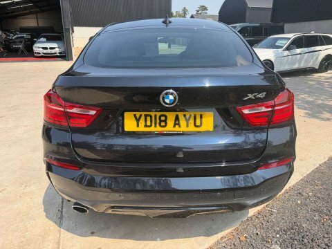 BMW X4 2.0 X4 Xdrive Black #2