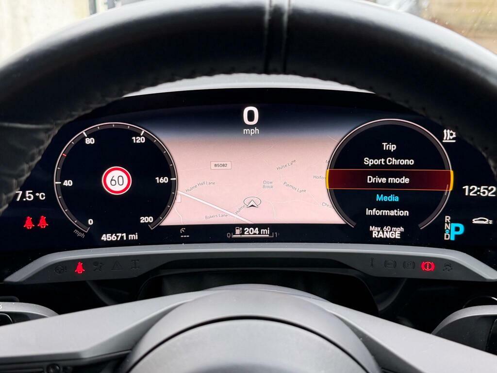 Porsche Taycan 500Kw Turbo 93Kwh Blue #30