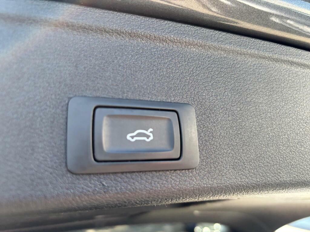 Audi A4 Avant 2.0 Tfsi 40 Sport Edition Estate S Tron YT72XTC White #25