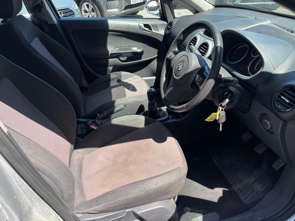 Vauxhall Corsa 1.2I 16V Sxi Silver #6