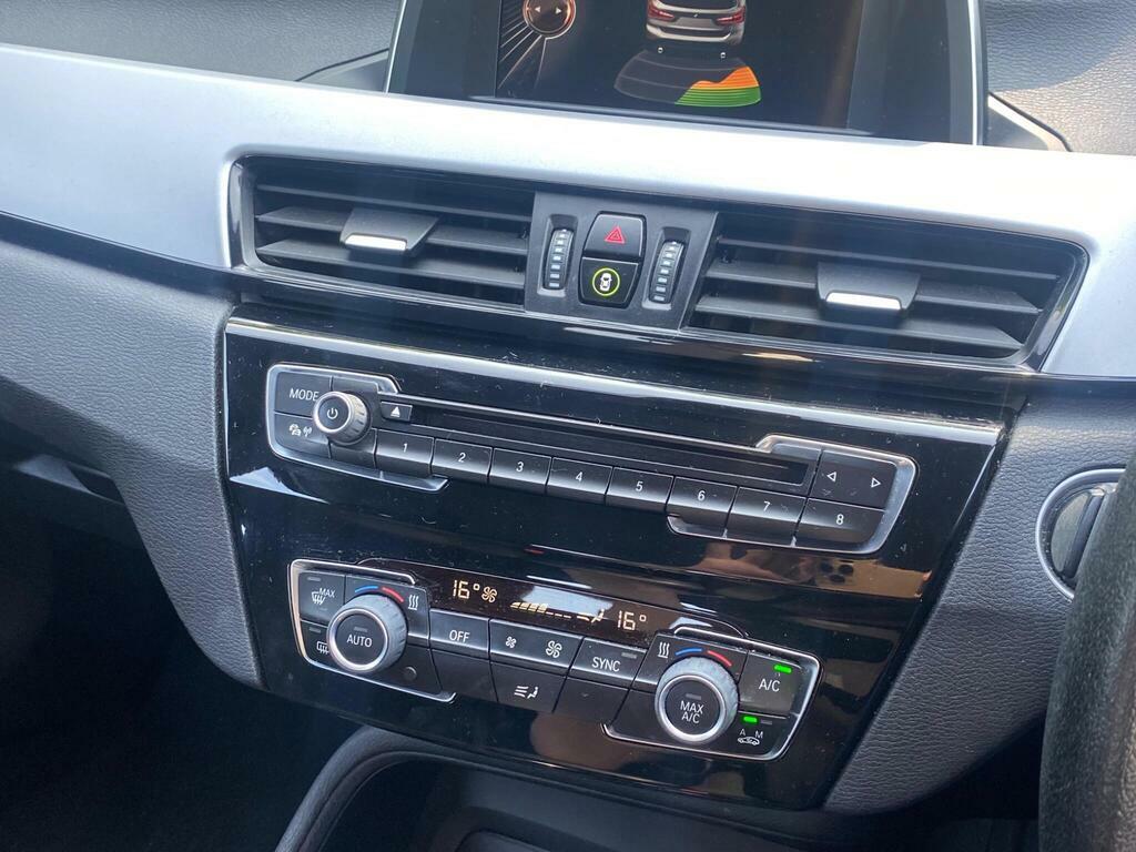 BMW X1 2L Xline Black #10