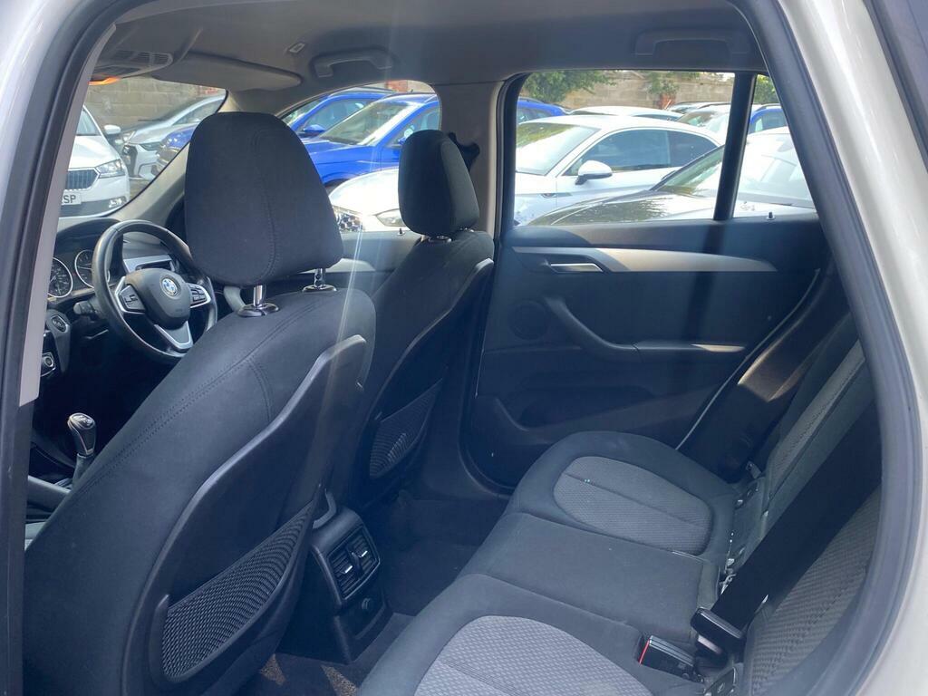 BMW X1 2L Xline Black #8