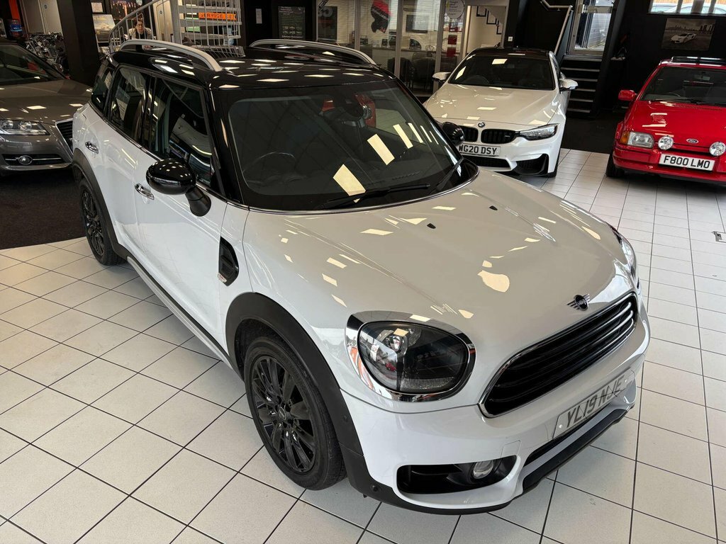Mini Countryman 2L Cooper D Classic White #3