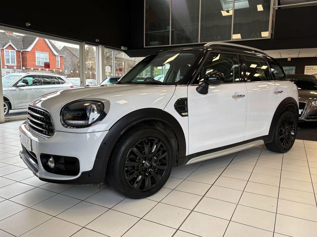 Mini Countryman 2L Cooper D Classic White #5