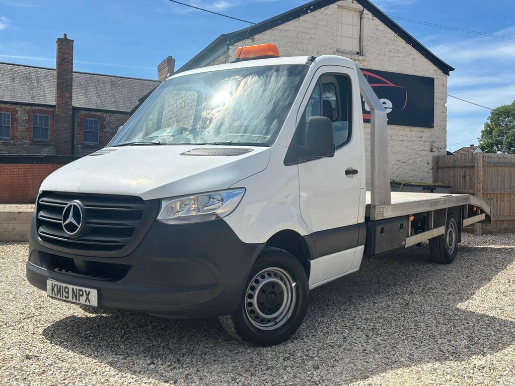 Mercedes-Benz Sprinter Diesel White