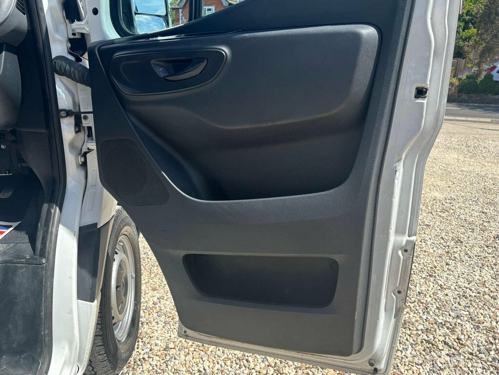 Mercedes-Benz Sprinter 2.1 316 Cdi Xlwb Glass Carrier Rwd L4 H2 143 Bhp White #43