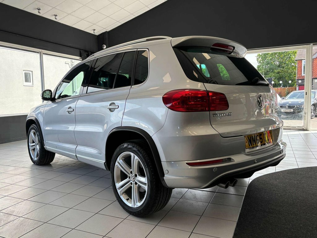 Volkswagen Tiguan 2.0 Tdi Bluemotion Tech Match Suv Manua Grey #8