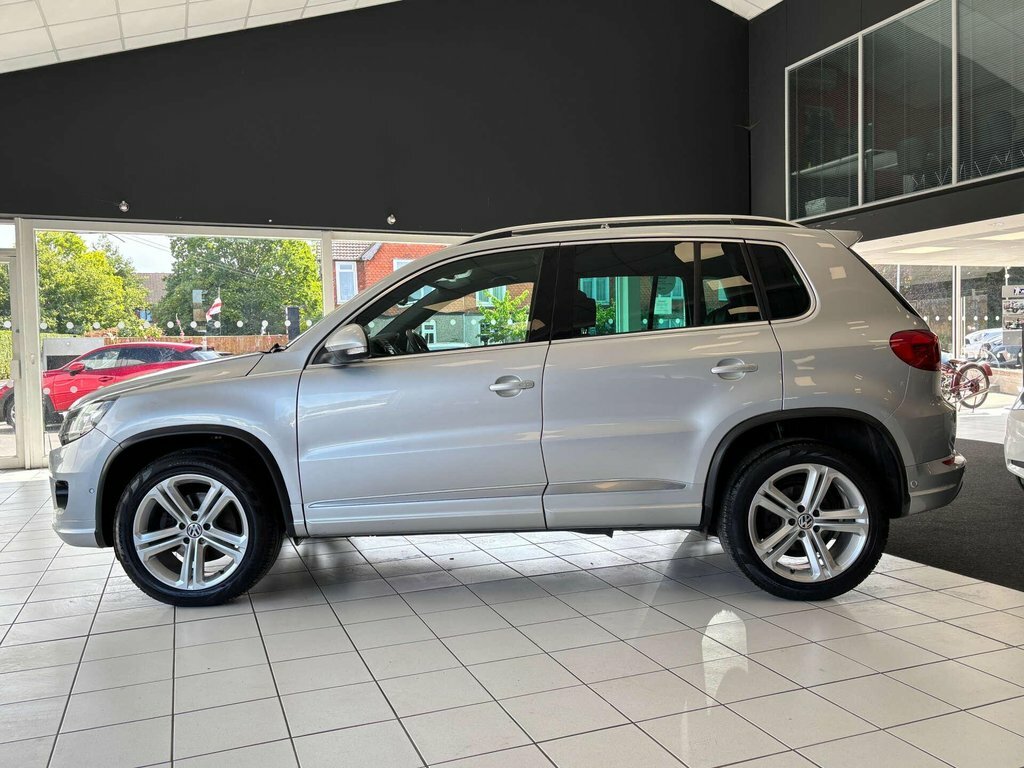 Volkswagen Tiguan 2.0 Tdi Bluemotion Tech Match Suv Manua Grey #7