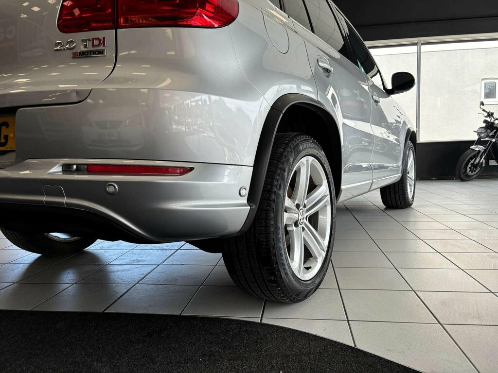 Volkswagen Tiguan 2.0 Tdi Bluemotion Tech Match Suv Manua Grey #11