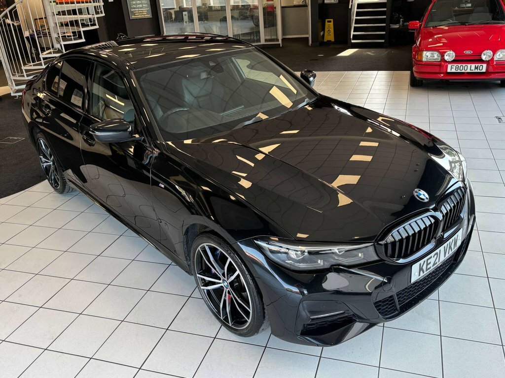 BMW 3 Series 2L M Sport Black #3