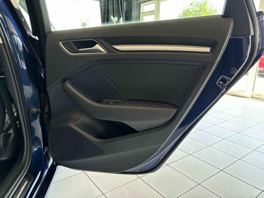 Audi A3 1.4 Tfsi Se Blue #44