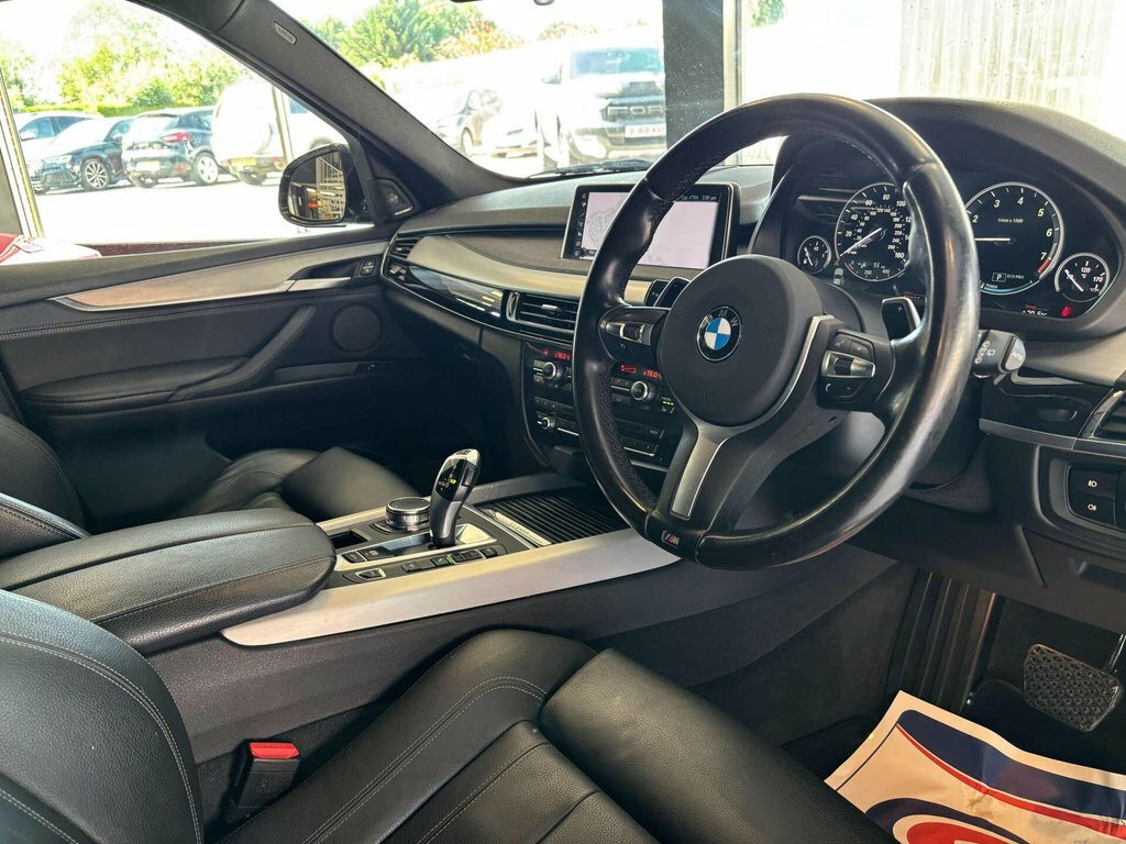 BMW X5 2L M Sport Black #2