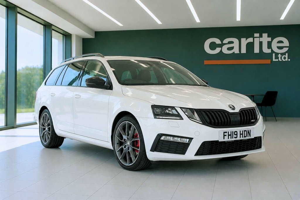Skoda Octavia 2L Vrs White