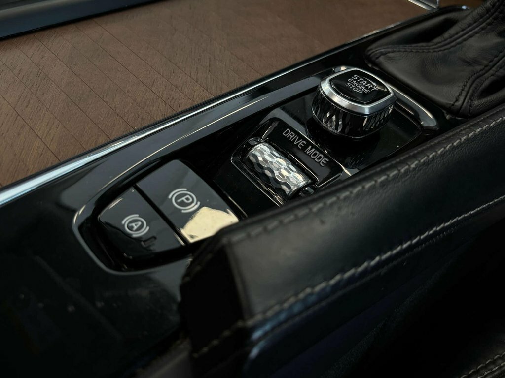 Volvo XC90 Suv Silver #36