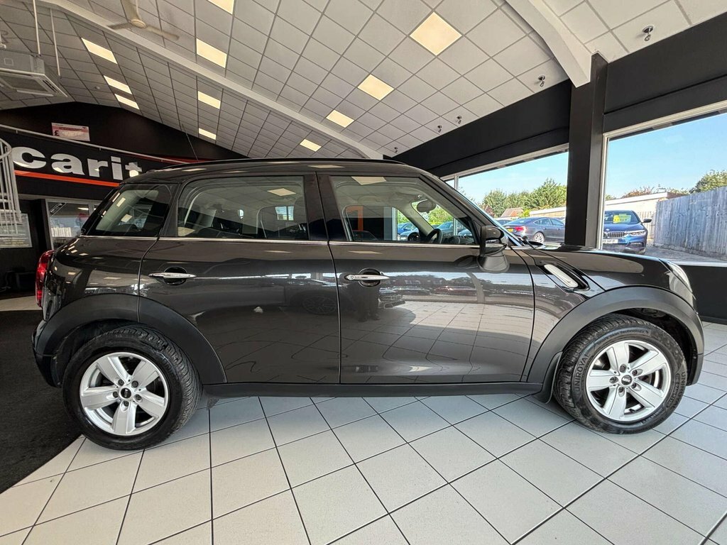 Mini Countryman 1.6L Cooper White #13