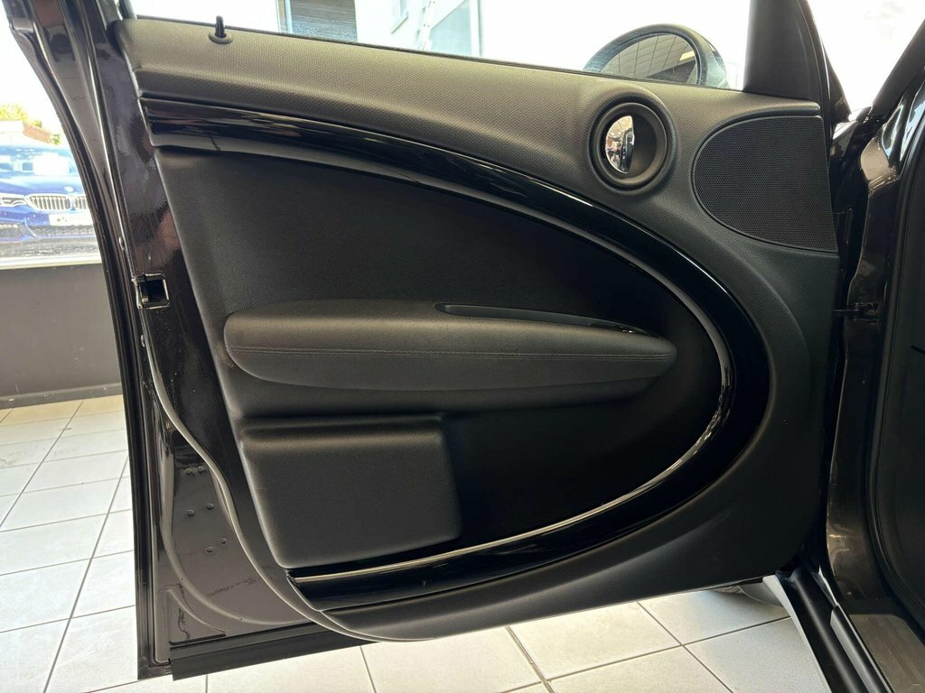 Mini Countryman 1.6L Cooper White #31