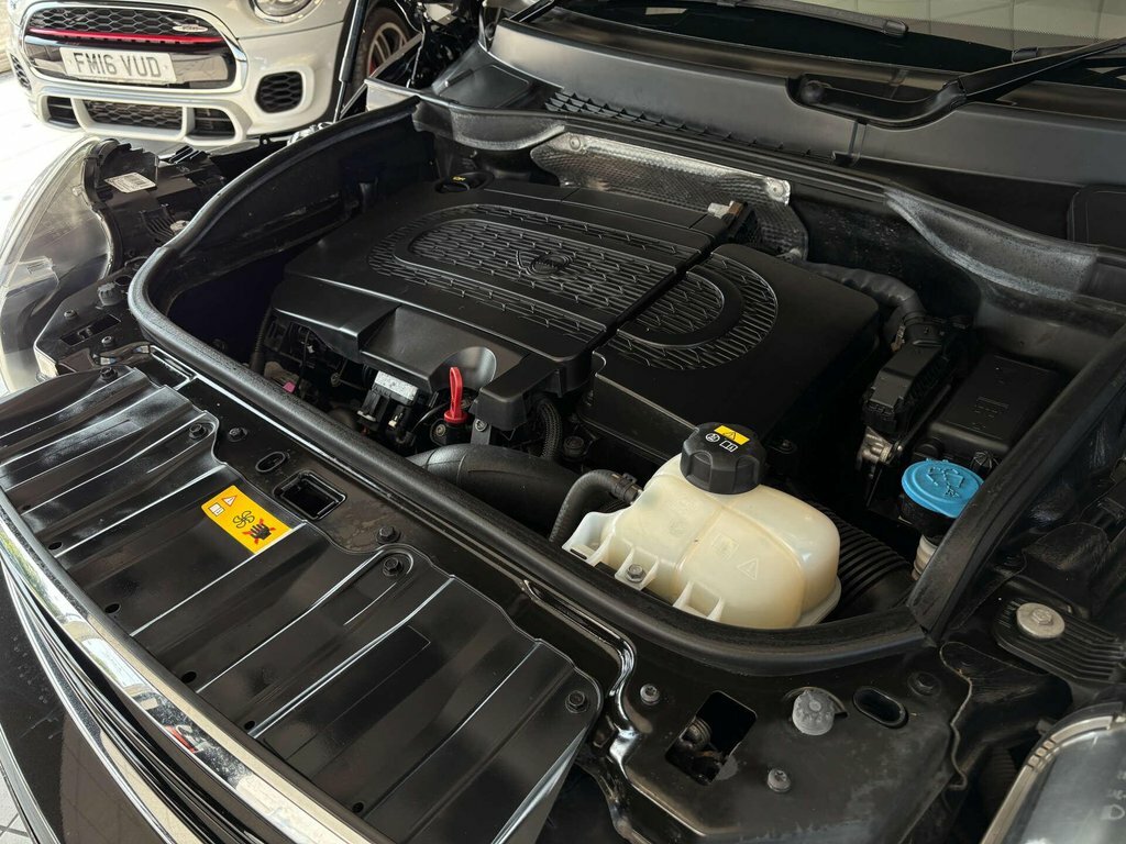 Mini Countryman 1.6L Cooper White #39