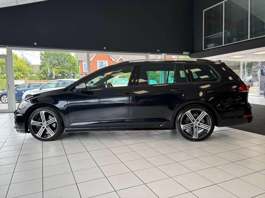 Volkswagen Golf 2L R Black #6
