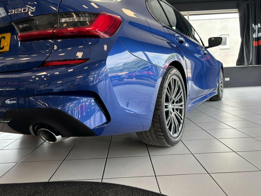 BMW 3 Series 320I Sport Step Black #12