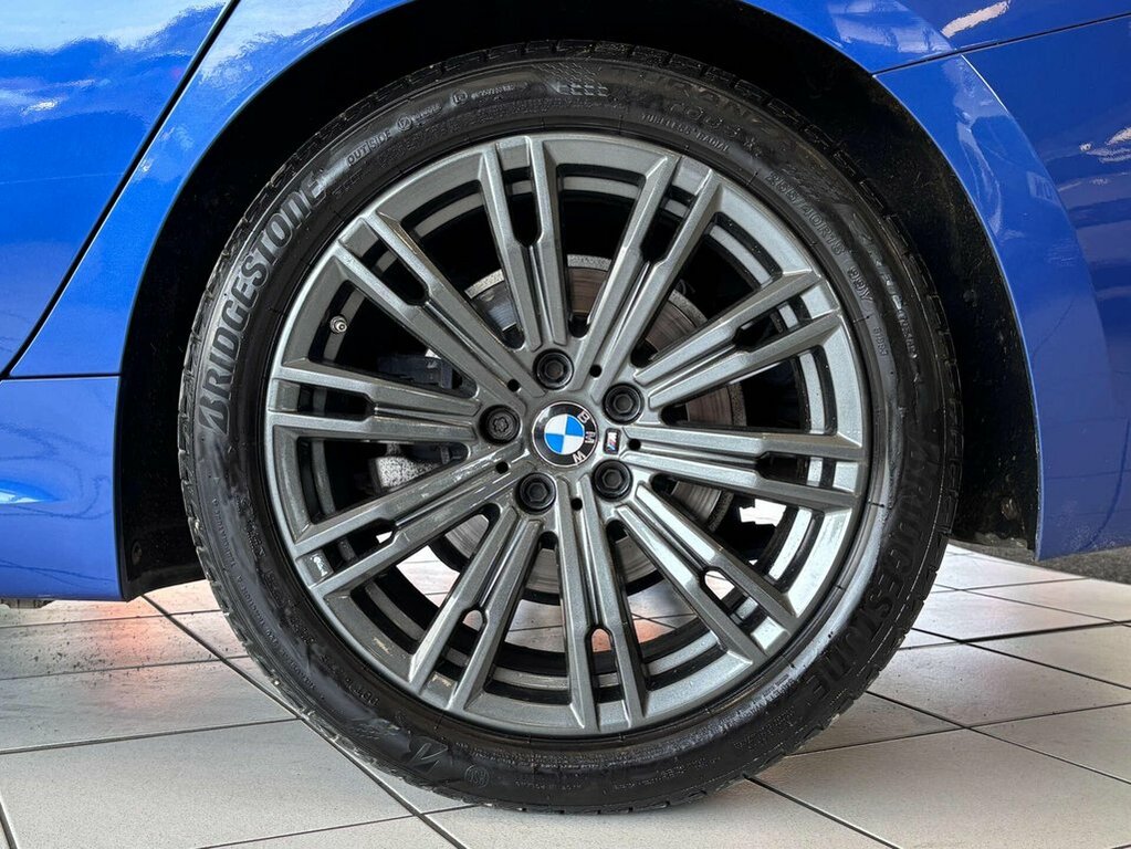 BMW 3 Series 320I Sport Step Black #17