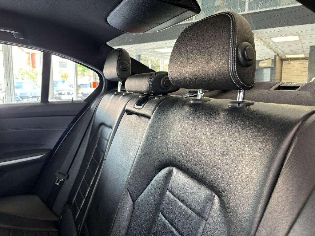 BMW 3 Series 320I Sport Step Black #48