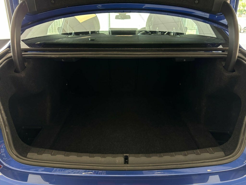 BMW 3 Series 320I Sport Step Black #51