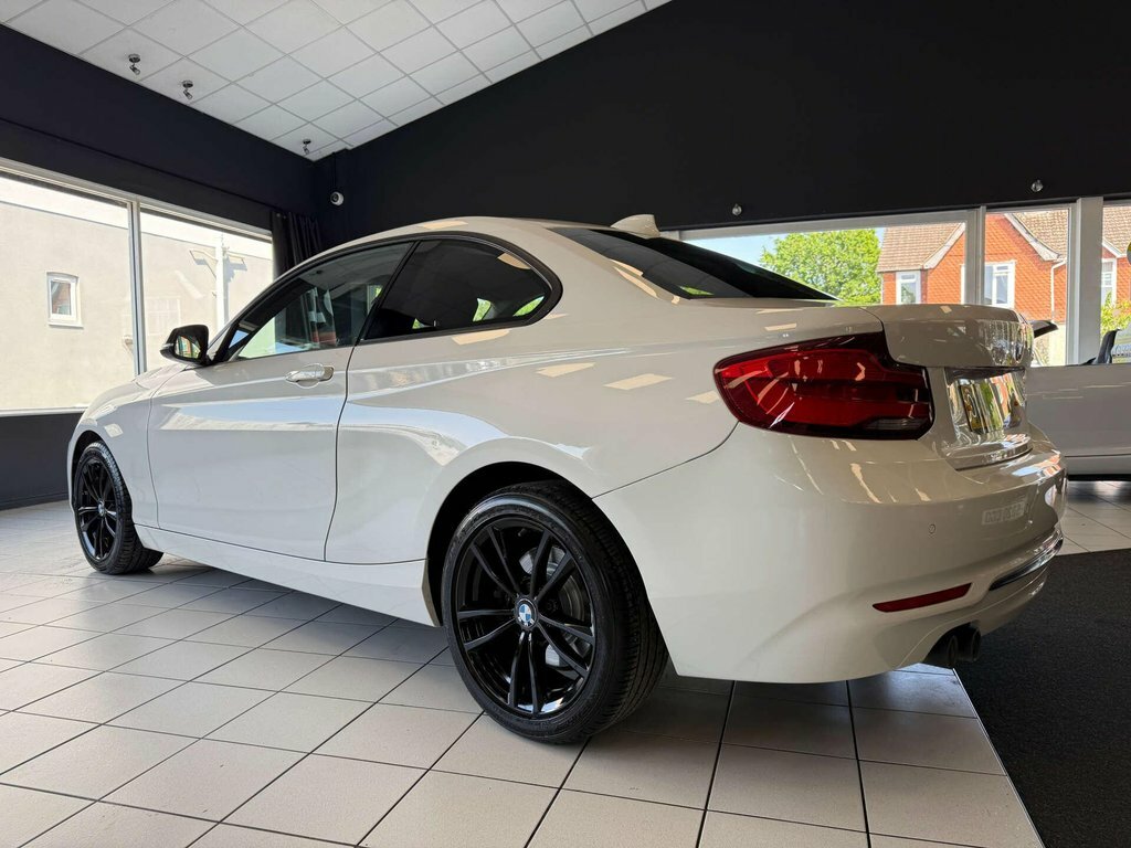BMW 2 Series Gran Coupe 2L Sport White #6