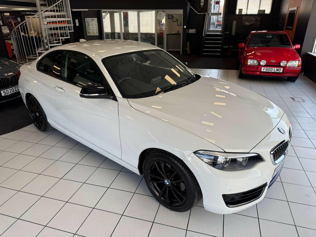 BMW 2 Series Gran Coupe 2L Sport White #3