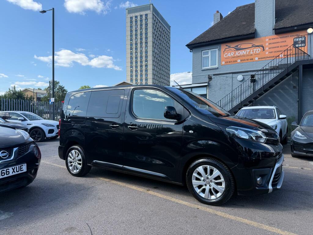 Toyota Proace Verso 2.0D Family Compact Mpv Black #3