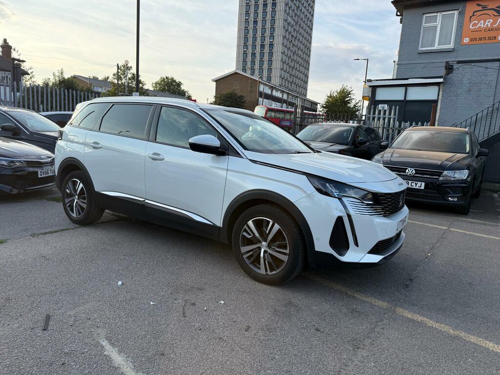 Peugeot 5008 1.2 Puretech Allure Premium Suv White #2