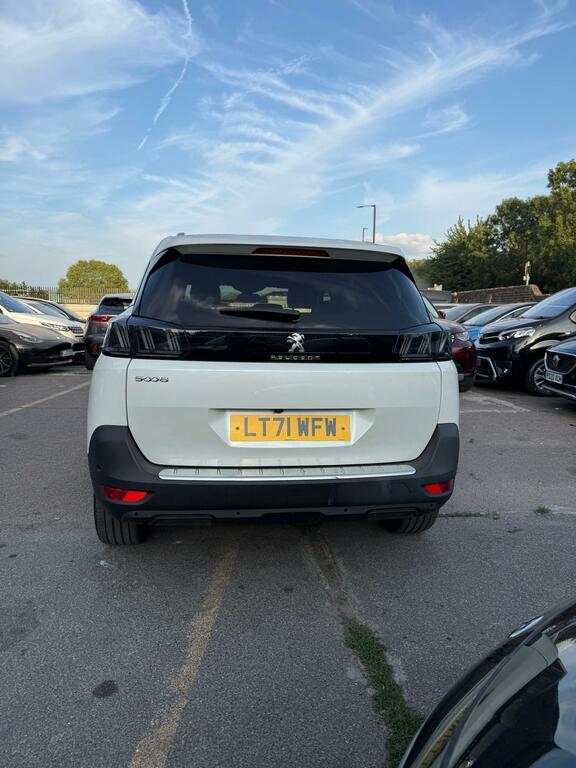 Peugeot 5008 1.2 Puretech Allure Premium Suv White #6