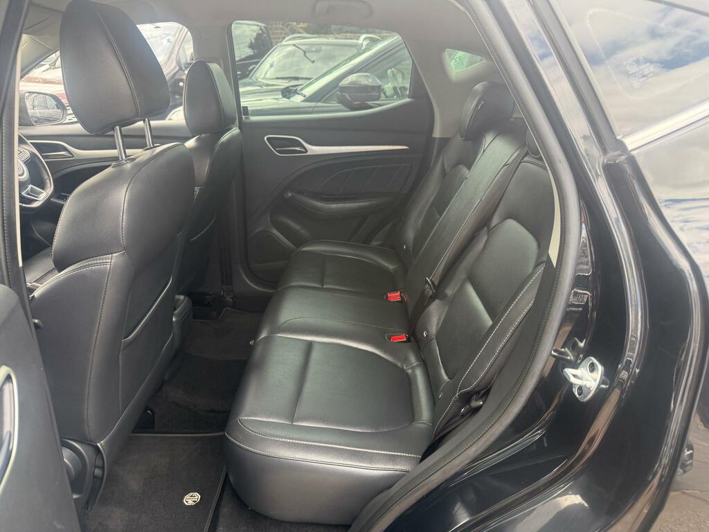 MG ZS Zs 1.5 Excite 105 Bhp White #11