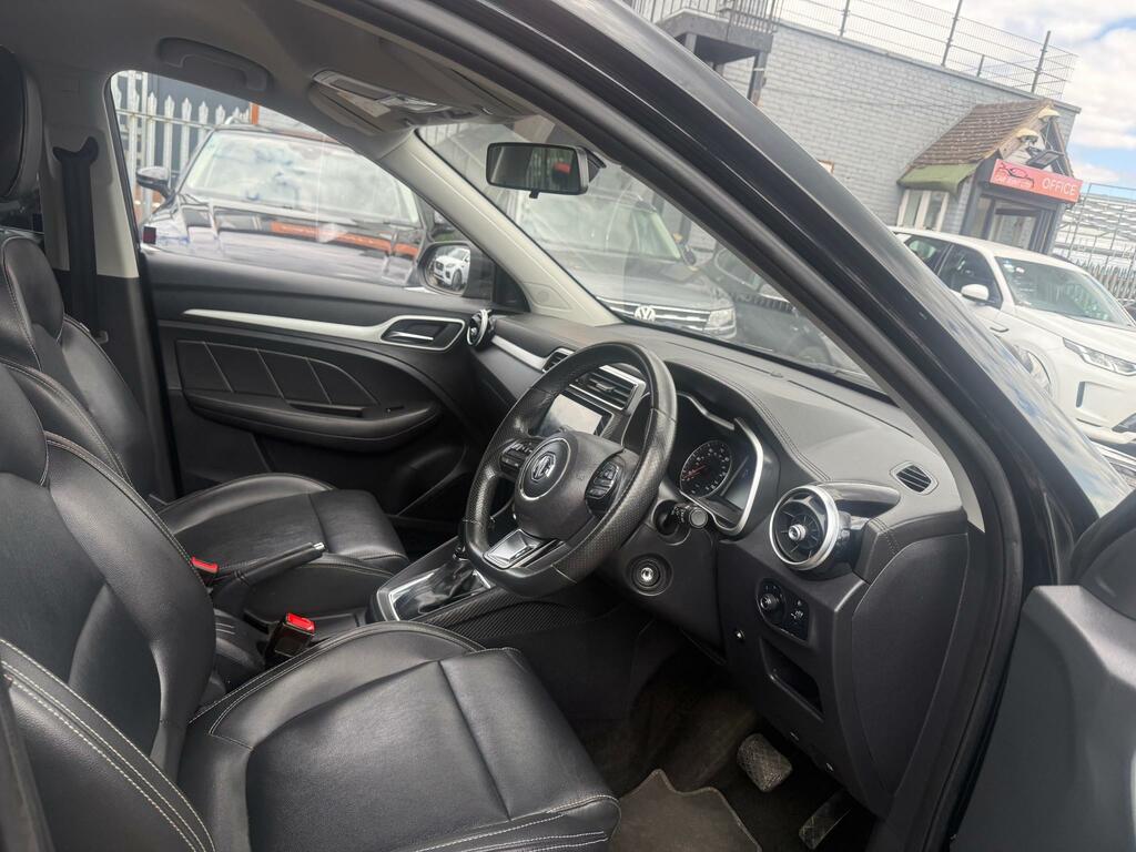MG ZS Zs 1.5 Excite 105 Bhp White #14