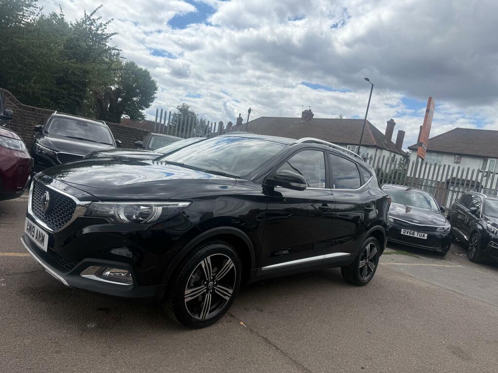MG ZS 1.0 T-gdi Exclusive Suv Black #4