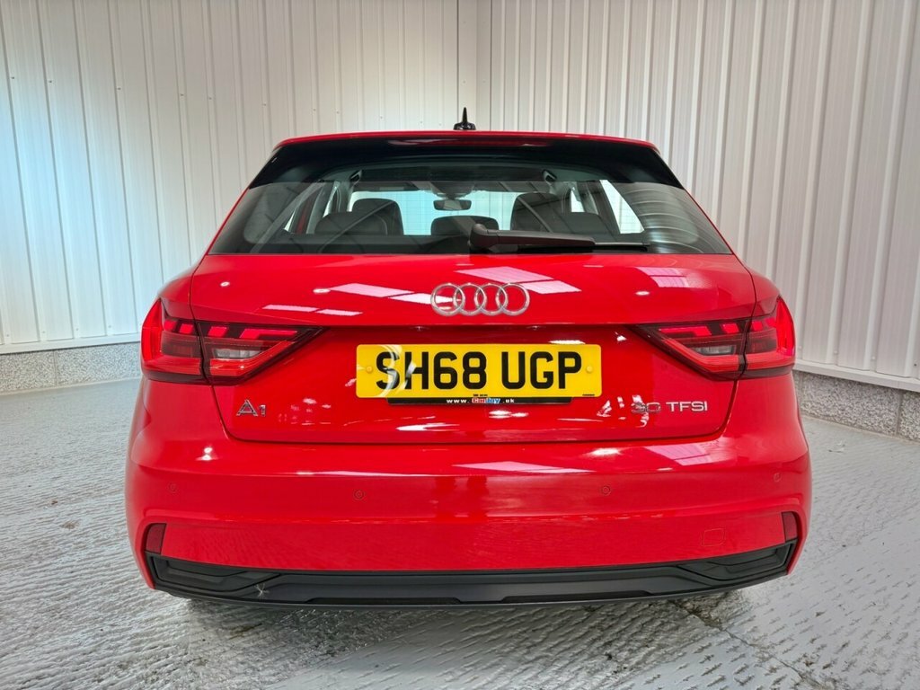 Audi A1 1L Sport Red #6