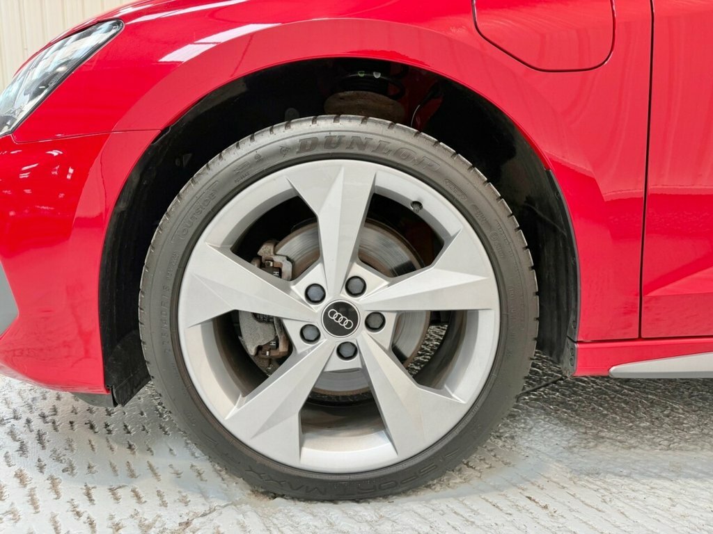 Audi A3 1L S Line Red #4