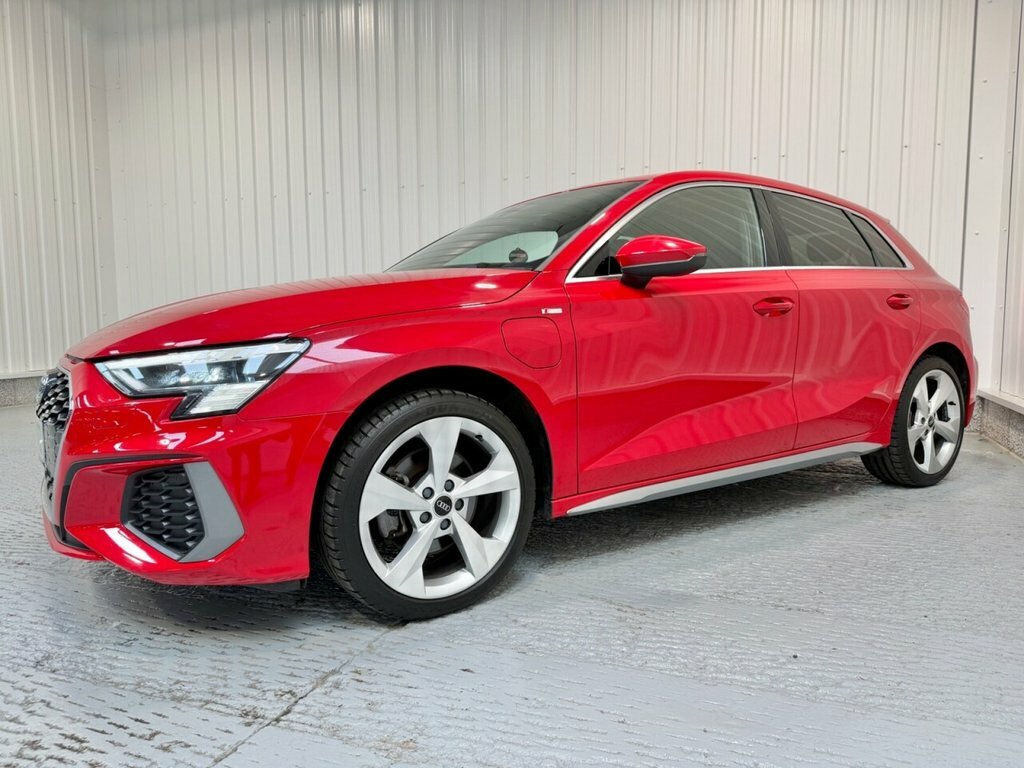 Audi A3 1L S Line Red #3
