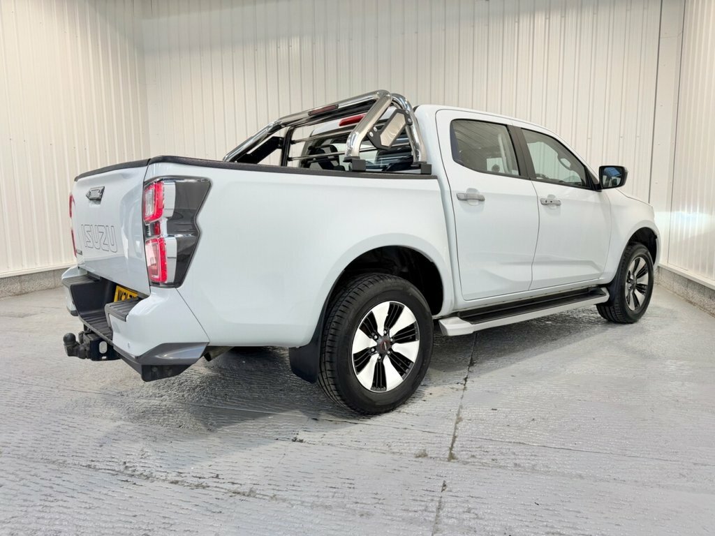 Isuzu D-Max 1.9L Dl40 White #6