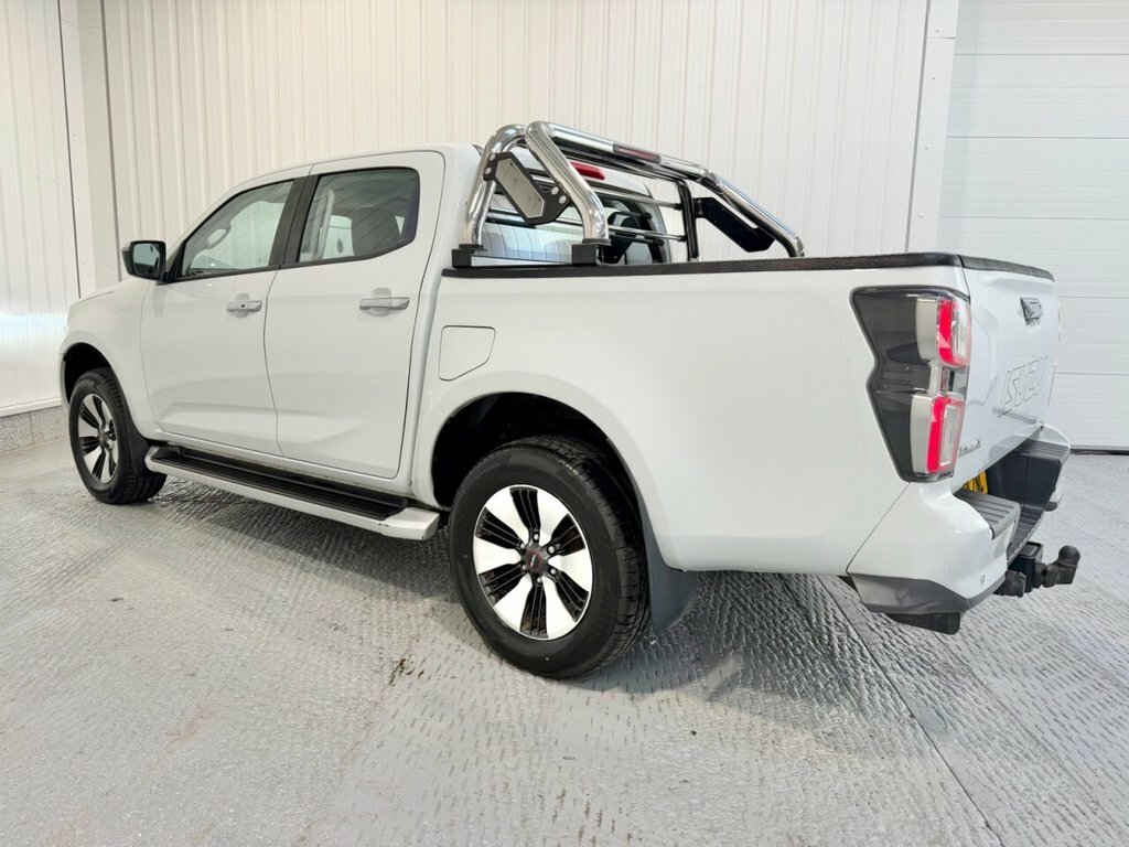 Isuzu D-Max 1.9L Dl40 White #4