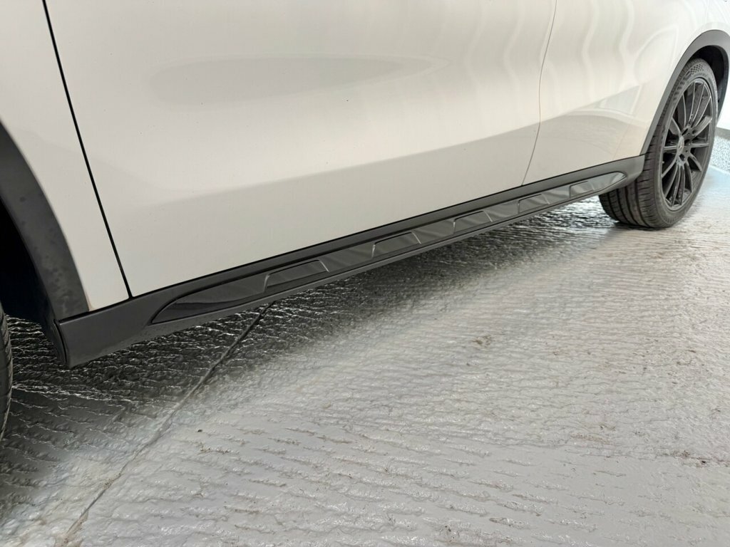 Mercedes-Benz GLA Class 2L Whiteart White #5