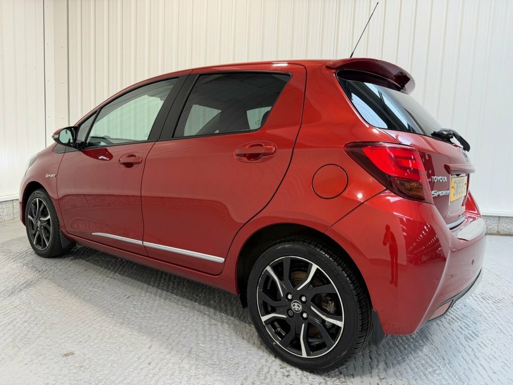 Toyota Yaris 1.33 Dual Vvt-i Icon Hatchback Multidri Red #4