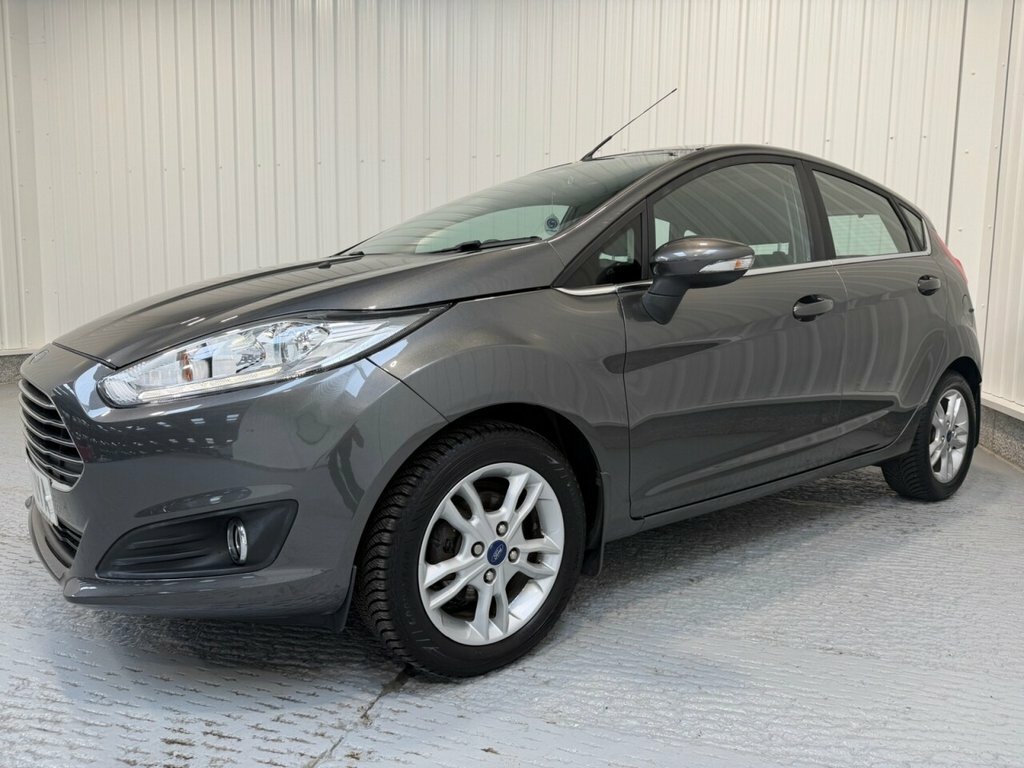 Ford Fiesta 1L Zetec SV17UYA Grey #3