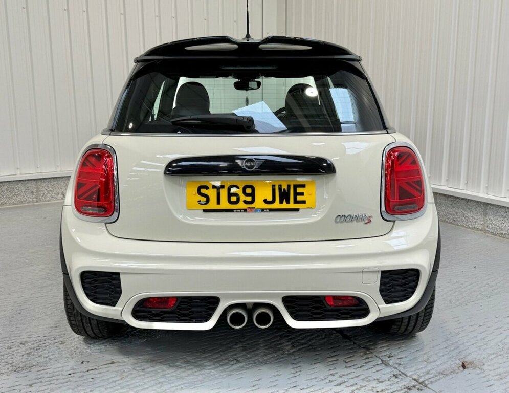 Mini Hatch 2L Cooper S Sport ST69JWE White #6