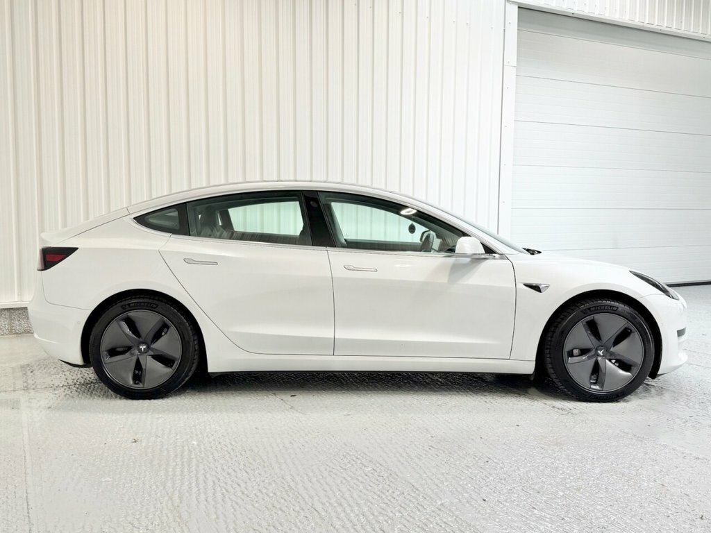 Tesla Model 3 Model 3 Standard-range MA20VYM White #4
