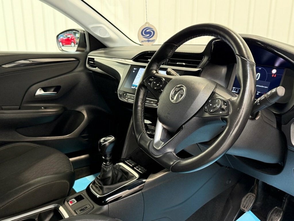 Vauxhall Corsa Corsa Griffin Edition White #14