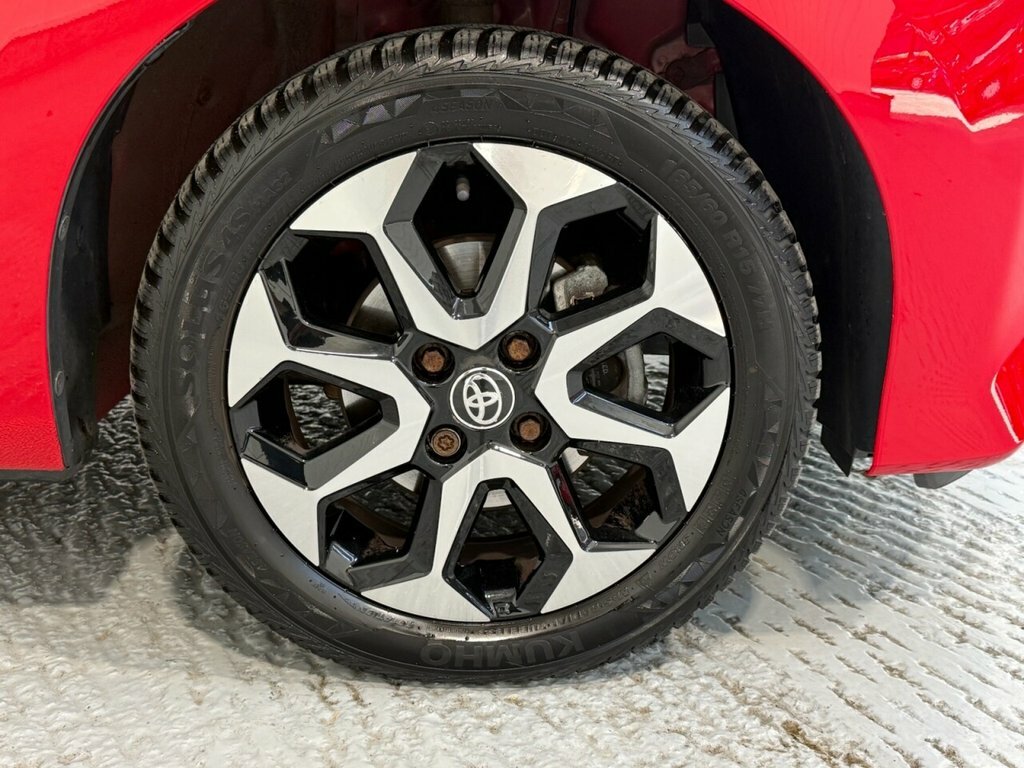 Toyota Aygo Hatchback Red #8