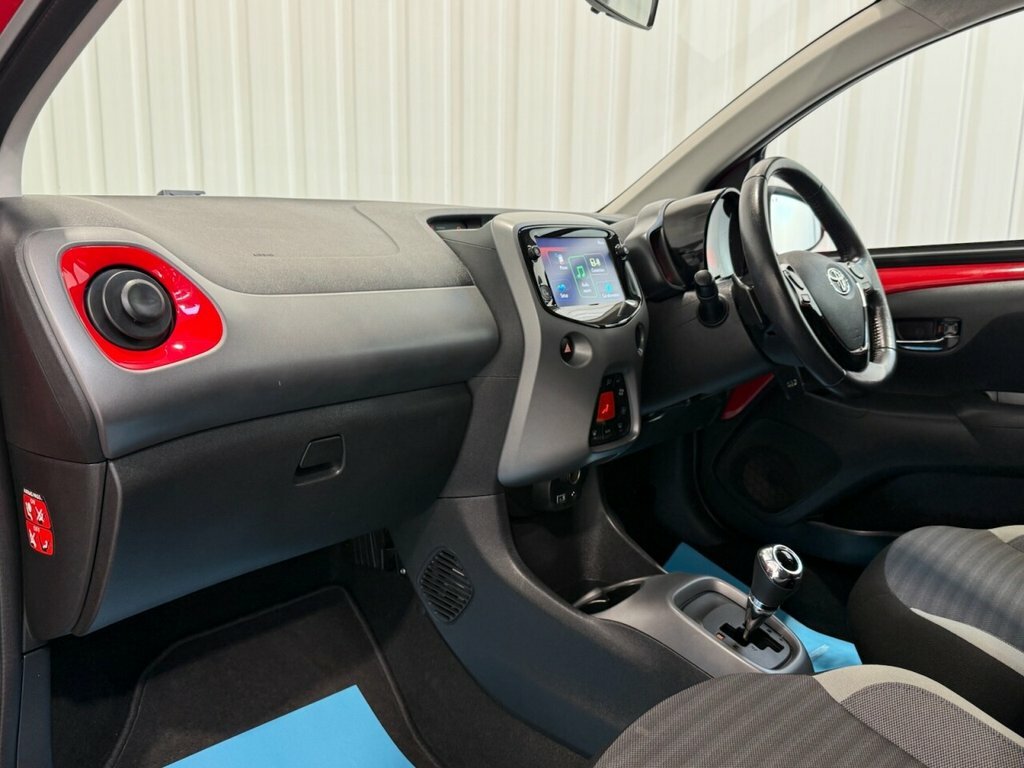 Toyota Aygo Hatchback Red #12