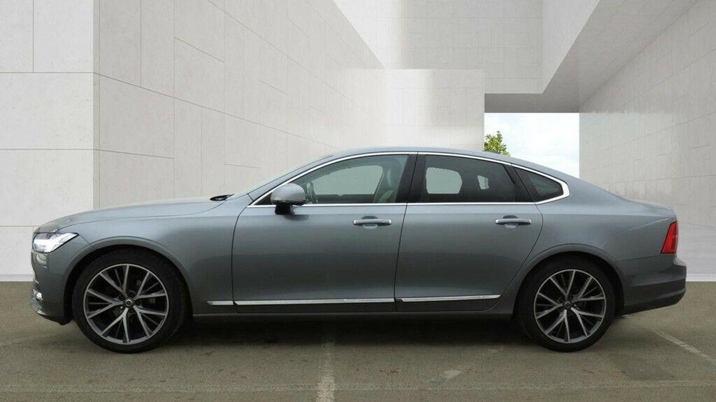 Volvo S90 2.0 D4 Momentum Pro Saloon Euro 6 Black #11