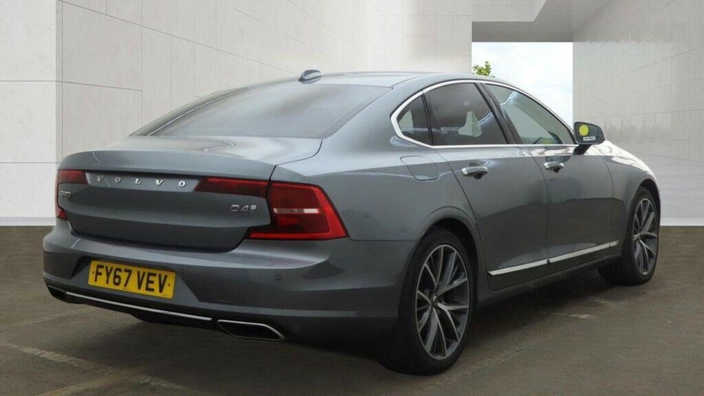 Volvo S90 2.0 D4 Momentum Pro Saloon Euro 6 Black #9