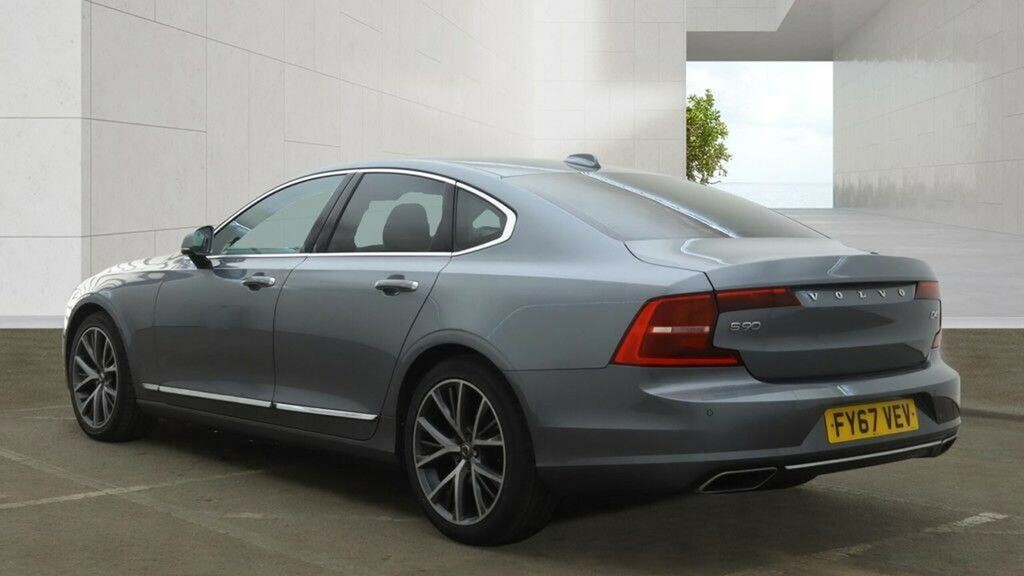 Volvo S90 2.0 D4 Momentum Pro Saloon Euro 6 Black #8